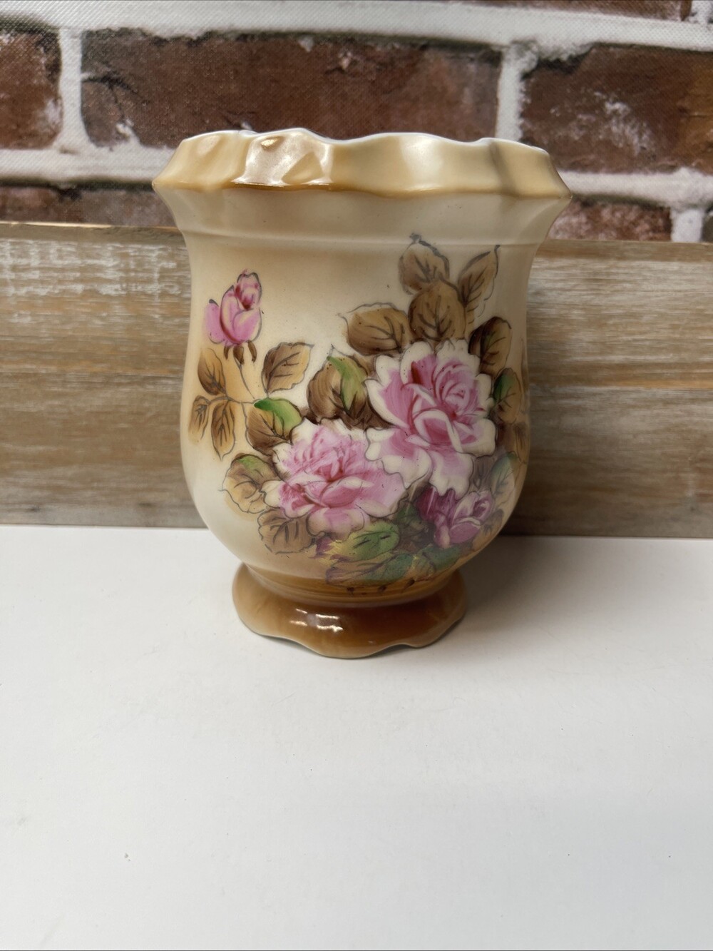 Vintage Lipper & Mann Peony Pattern Vase 6"